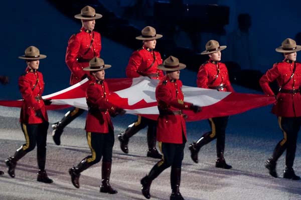Abril a octubre 2026: Expreso del Este de Canadá